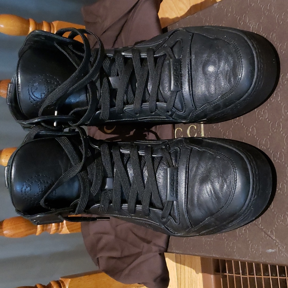 *Authentic Gucci high top sneakers*